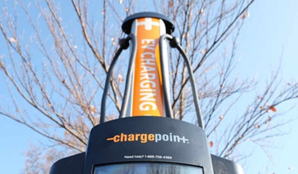 Featured image for “Charging station network launches to allow electric-car travel on Utah freeways”